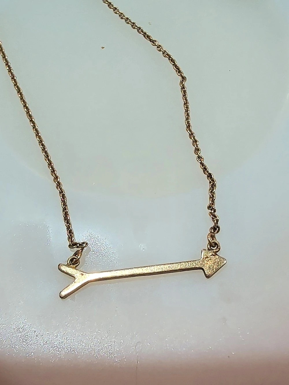 Stella & Dot Sterling Silver Arrow Pendant Necklace in Gold Tone 925